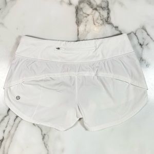Lululemon 🍋 White Speed Up Shorts 2.5” EUC 4